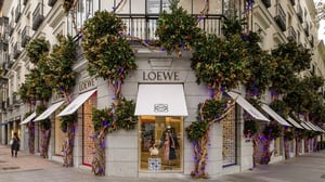 Omnichannel Shipping - LOEWE grow international sales with Glopal Global Ecommerce for Brands